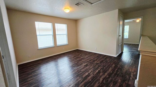 8015 Thicket Pass, San Antonio, TX 78254