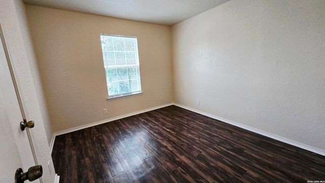 8015 Thicket Pass, San Antonio, TX 78254