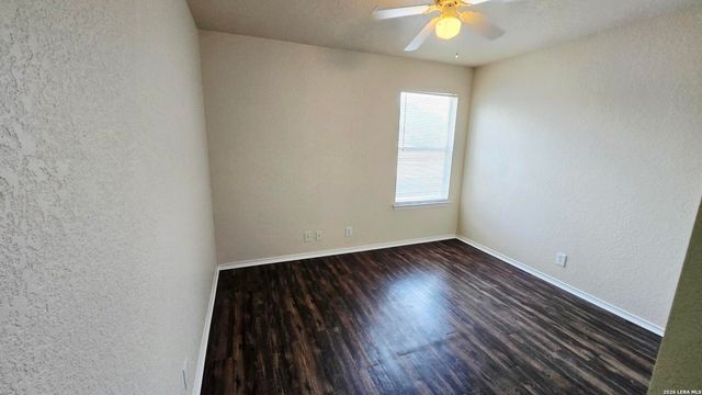8015 Thicket Pass, San Antonio, TX 78254