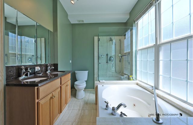 268 Pembrook Lane, Mundelein, IL 60060