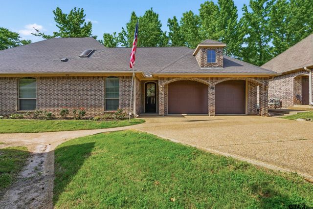121 Timber Creek Ct, Lindale, TX 75771