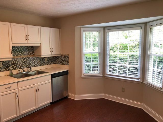 1560 Oklahoma Drive, Buford, GA 30519