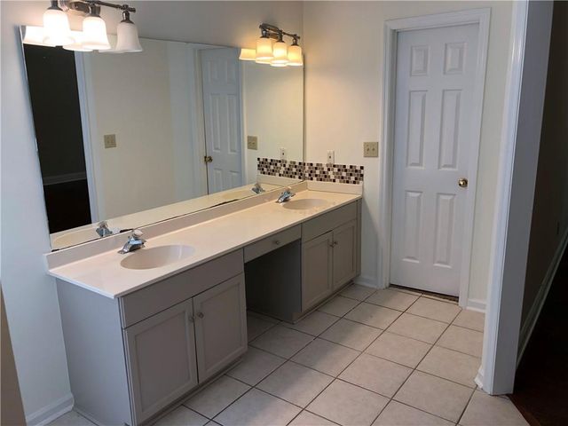 1560 Oklahoma Drive, Buford, GA 30519