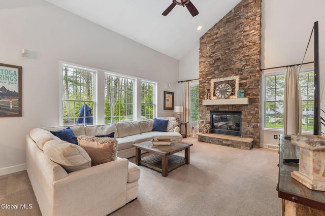 33 Magnolia Drive, Saratoga Springs, NY 12866