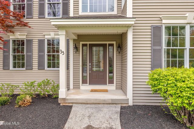 33 Magnolia Drive, Saratoga Springs, NY 12866