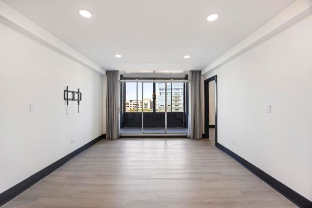 14 Lockwood Drive 5l, Charleston, SC 29401