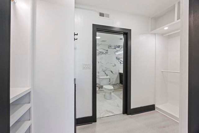 14 Lockwood Drive 5l, Charleston, SC 29401