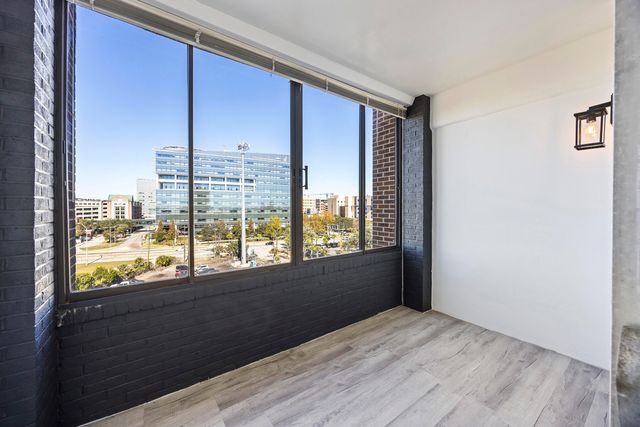 14 Lockwood Drive 5l, Charleston, SC 29401