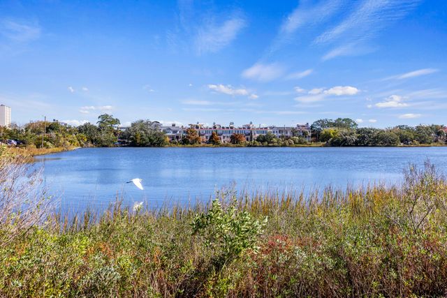 14 Lockwood Drive 5l, Charleston, SC 29401