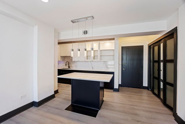 14 Lockwood Drive 5l, Charleston, SC 29401