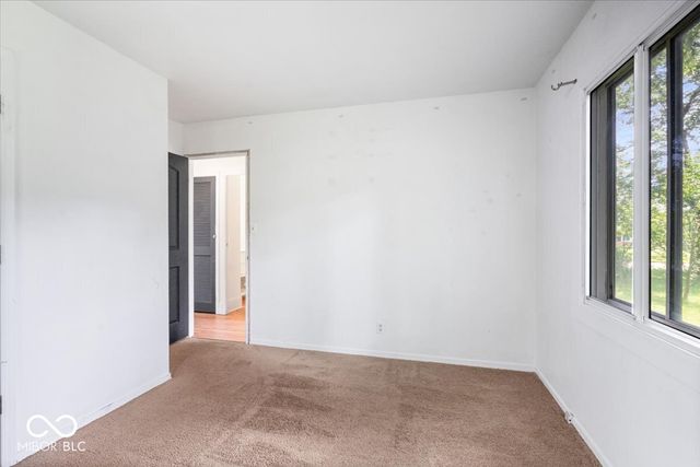 638 Sweetbriar Avenue, Whiteland, IN 46184