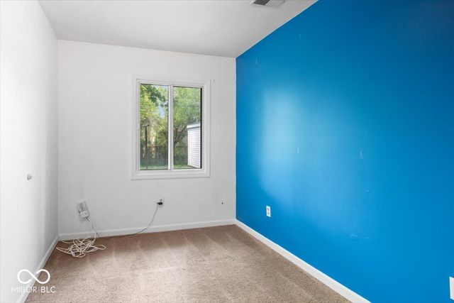 638 Sweetbriar Avenue, Whiteland, IN 46184