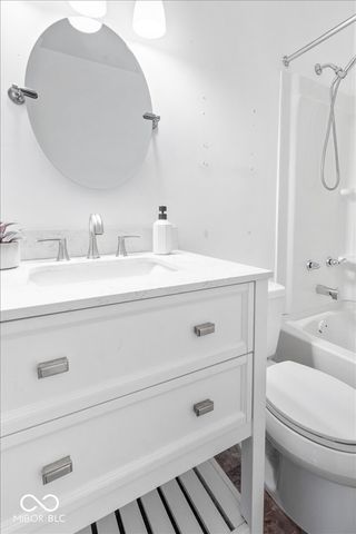 638 Sweetbriar Avenue, Whiteland, IN 46184