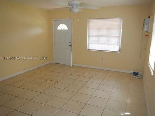1351 NE 149th St 1351, Miami, FL 33161