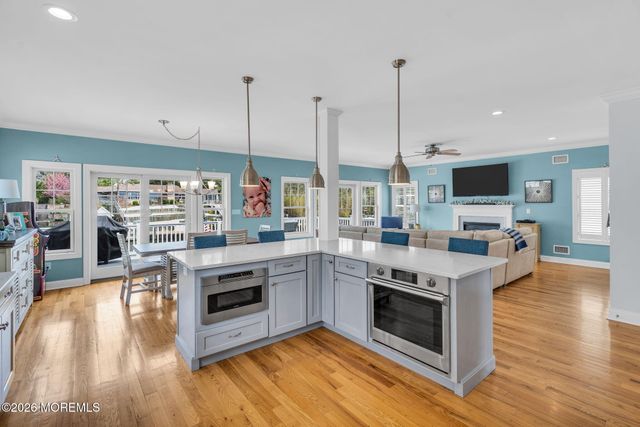 55 Island Drive, Brick, NJ 08724