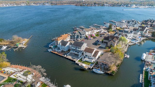55 Island Drive, Brick, NJ 08724