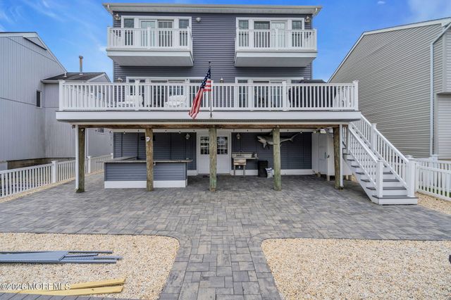 55 Island Drive, Brick, NJ 08724