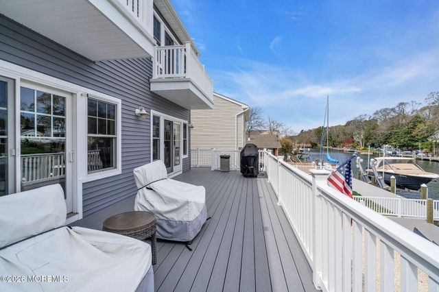 55 Island Drive, Brick, NJ 08724