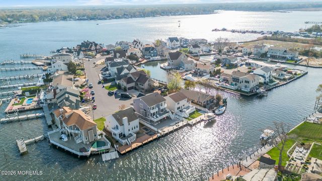 55 Island Drive, Brick, NJ 08724