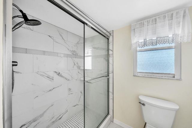 3524 Via Poinciana 604, Lake Worth, FL 33467