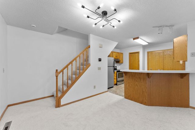 10025 Russell Avenue N 2, Brooklyn Park, MN 55444