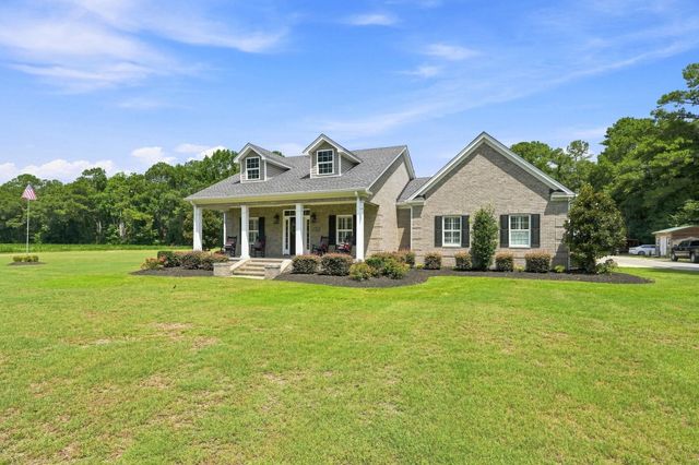 2483 Valley Forge Rd., Aynor, SC 29511