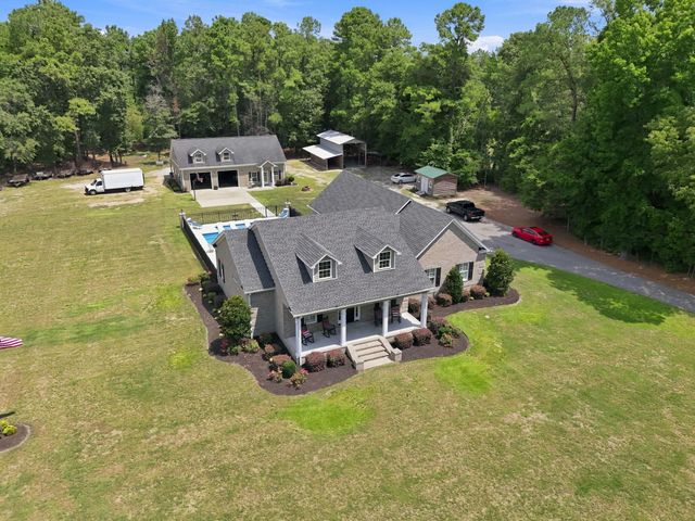 2483 Valley Forge Rd., Aynor, SC 29511