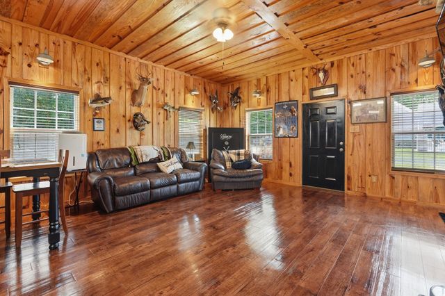 2483 Valley Forge Rd., Aynor, SC 29511