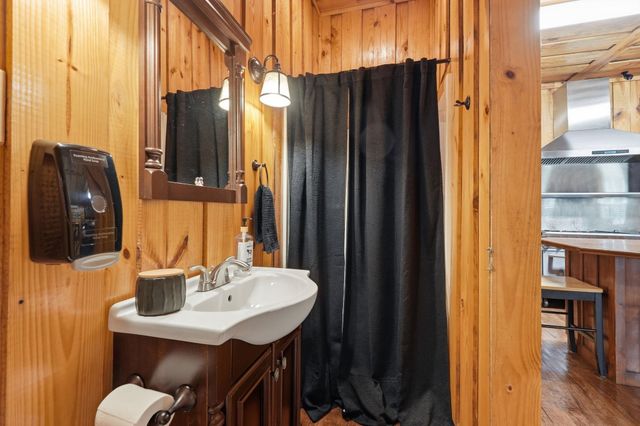 2483 Valley Forge Rd., Aynor, SC 29511