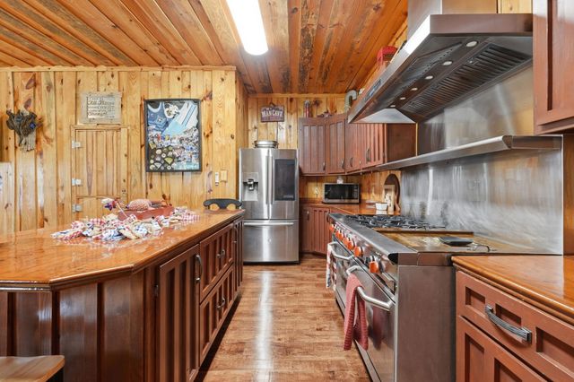 2483 Valley Forge Rd., Aynor, SC 29511