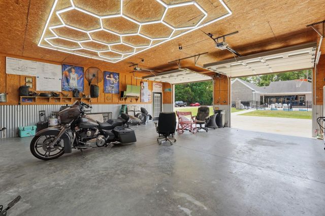 2483 Valley Forge Rd., Aynor, SC 29511