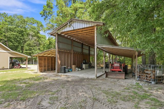 2483 Valley Forge Rd., Aynor, SC 29511