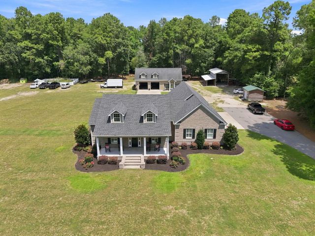 2483 Valley Forge Rd., Aynor, SC 29511