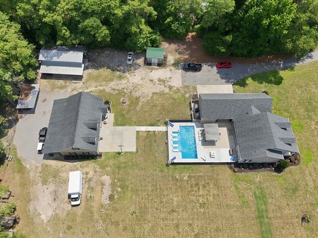 2483 Valley Forge Rd., Aynor, SC 29511