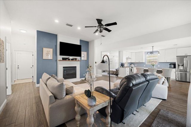 127 Gail La Rue, Fort Walton Beach, FL 32547
