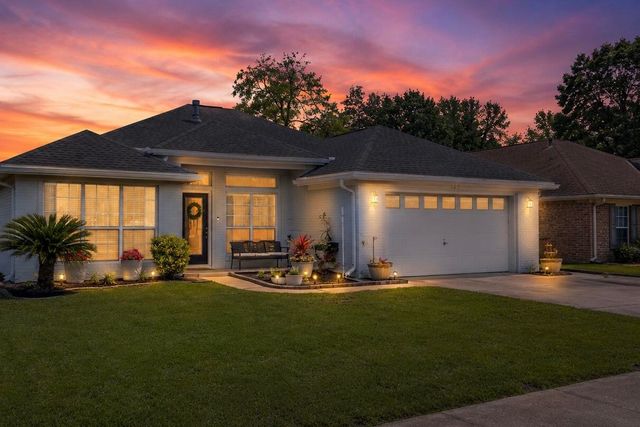 127 Gail La Rue, Fort Walton Beach, FL 32547