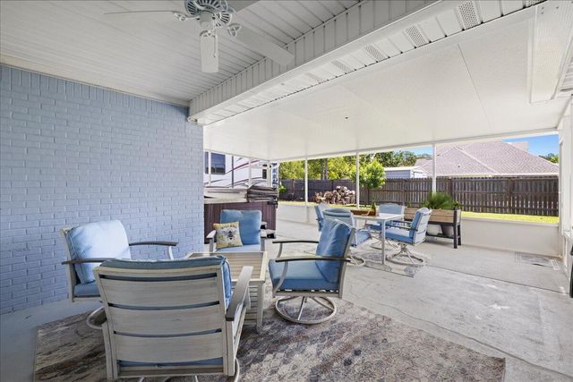 127 Gail La Rue, Fort Walton Beach, FL 32547