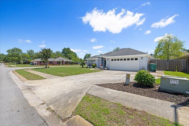 127 Gail La Rue, Fort Walton Beach, FL 32547