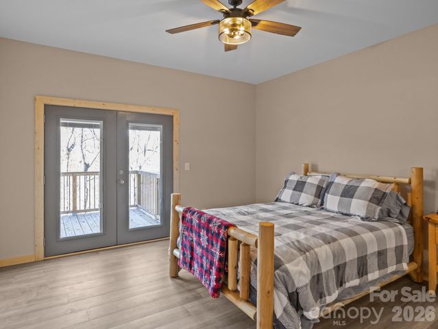 225 Aurora Lane, Tryon, NC 28782