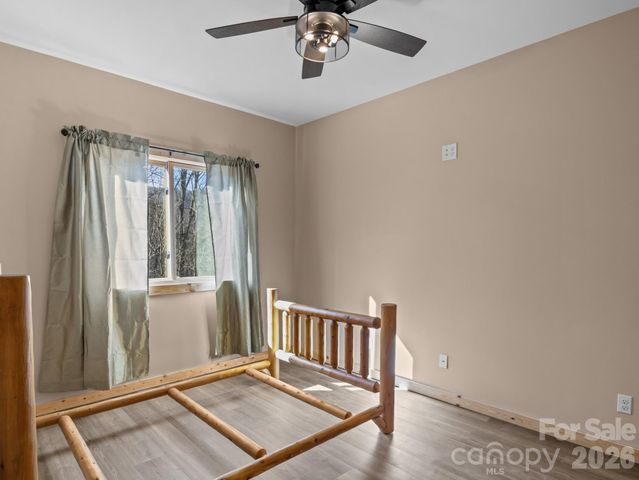 225 Aurora Lane, Tryon, NC 28782