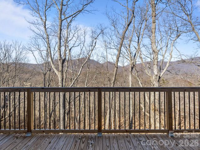 225 Aurora Lane, Tryon, NC 28782