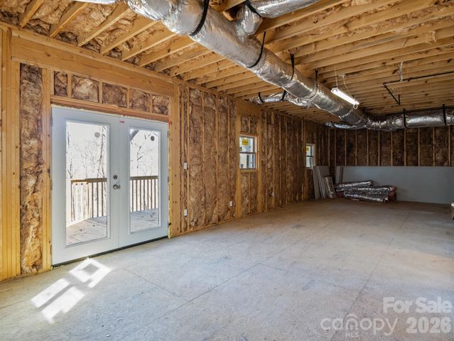 225 Aurora Lane, Tryon, NC 28782