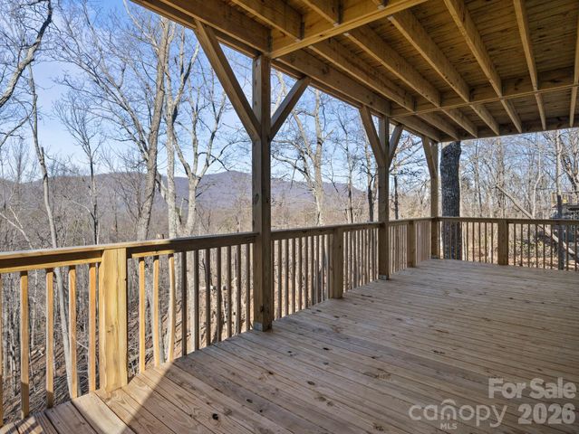 225 Aurora Lane, Tryon, NC 28782