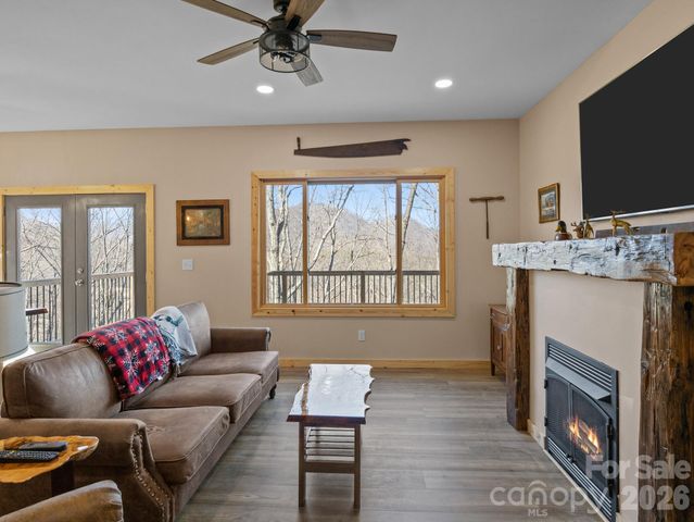 225 Aurora Lane, Tryon, NC 28782