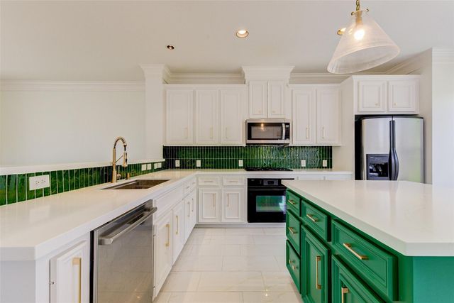 1413 Michigan Street, Houston, TX 77006