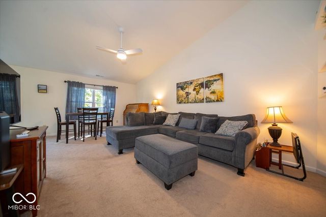 1213 Greenbriar Way, Franklin, IN 46131