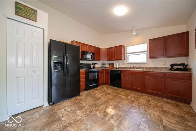 1213 Greenbriar Way, Franklin, IN 46131