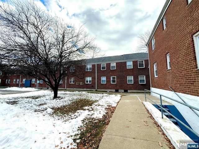 20 Clark Court, Rutherford, NJ 07070