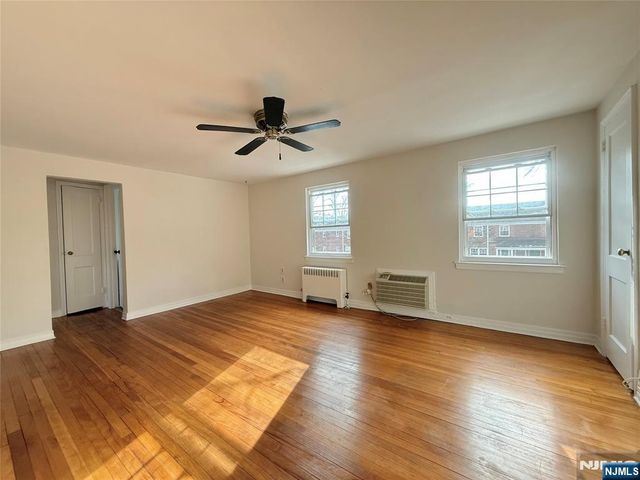 20 Clark Court, Rutherford, NJ 07070