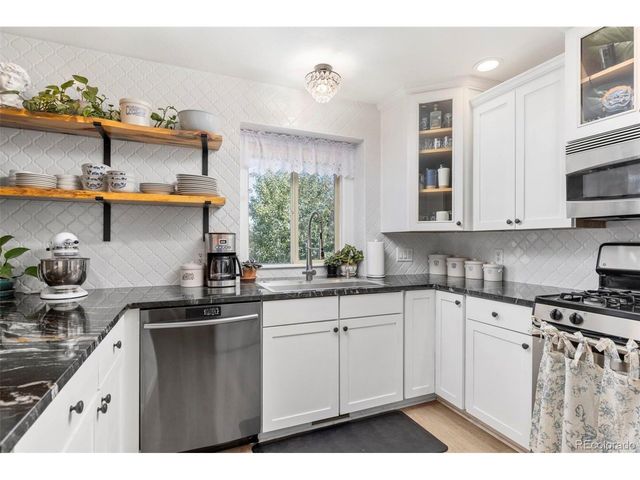 41368 N Farmhouse Cir, Parker, CO 80138